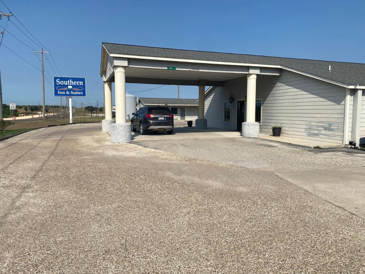 Southern Inns And Suites Now Offering Rv Spaces For Rent Yorktown Eksteriør bilde