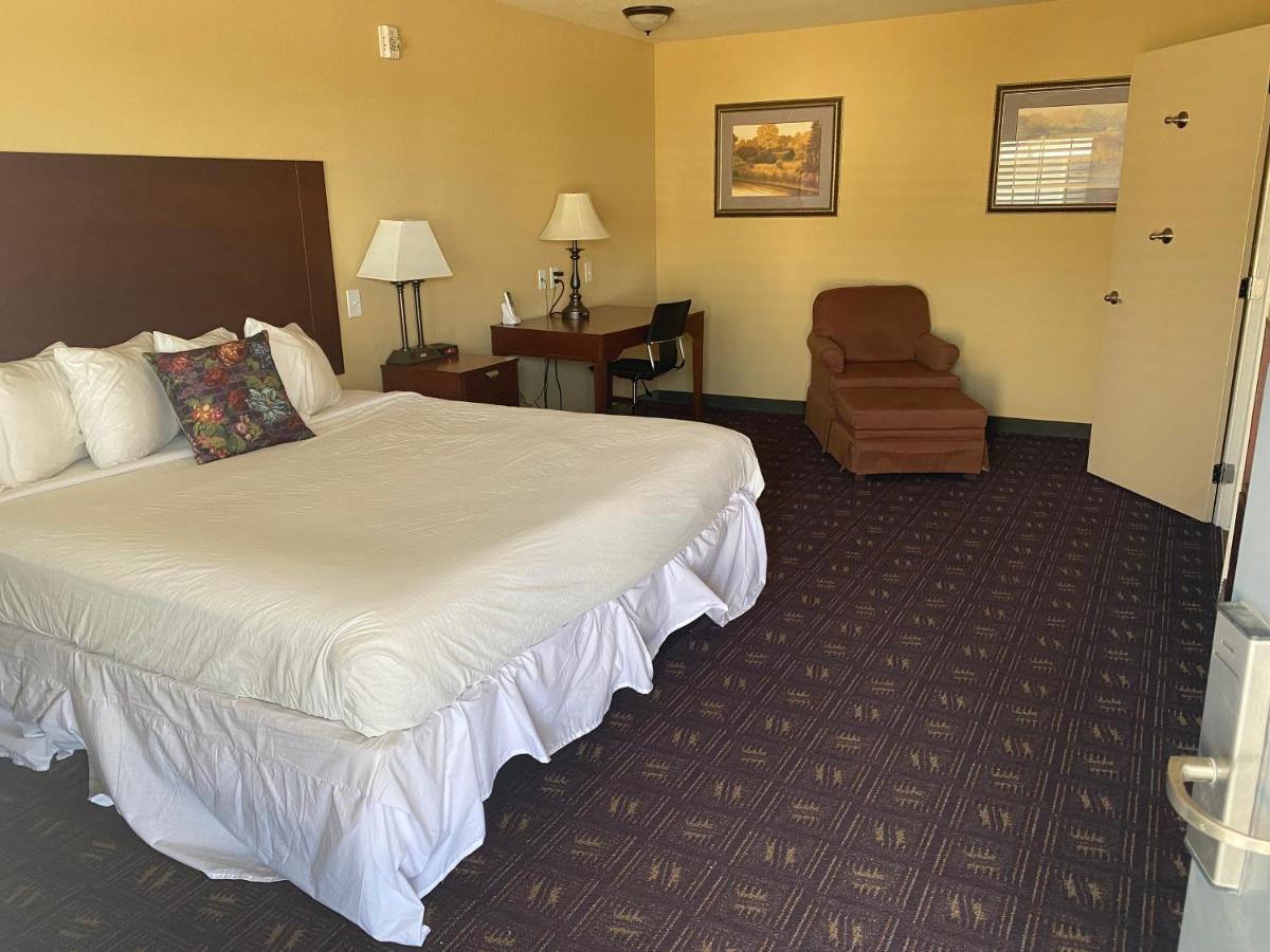 Southern Inns And Suites Now Offering Rv Spaces For Rent Yorktown Eksteriør bilde