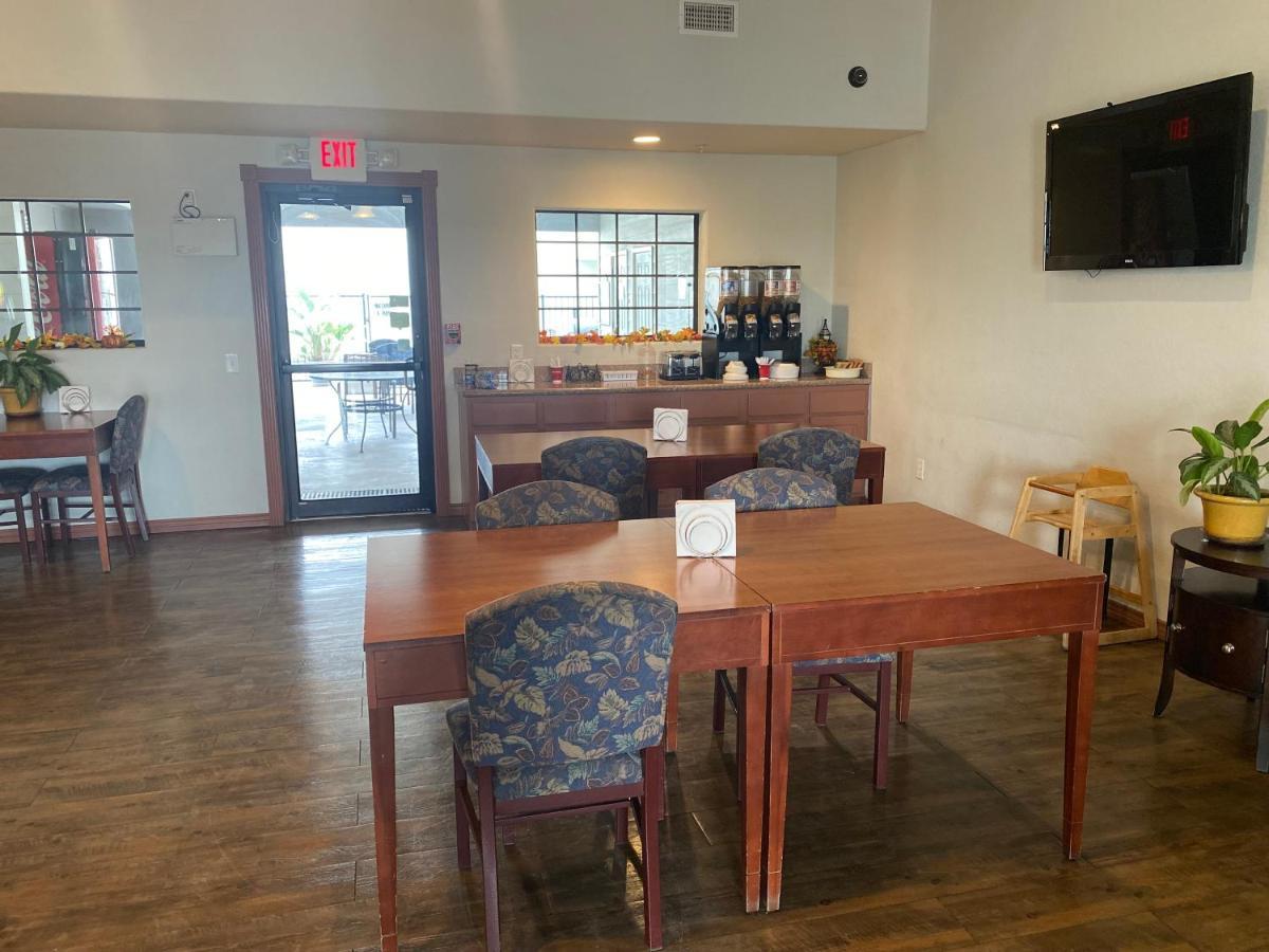 Southern Inns And Suites Now Offering Rv Spaces For Rent Yorktown Eksteriør bilde