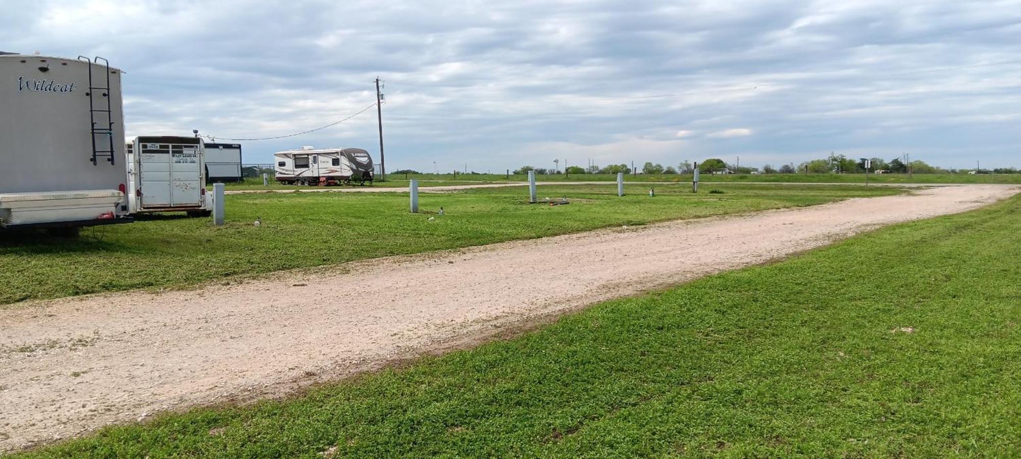 Southern Inns And Suites Now Offering Rv Spaces For Rent Yorktown Eksteriør bilde